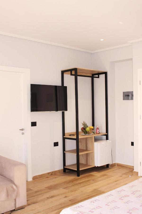 Bebi Hotel And Apartments Saranda Dış mekan fotoğraf