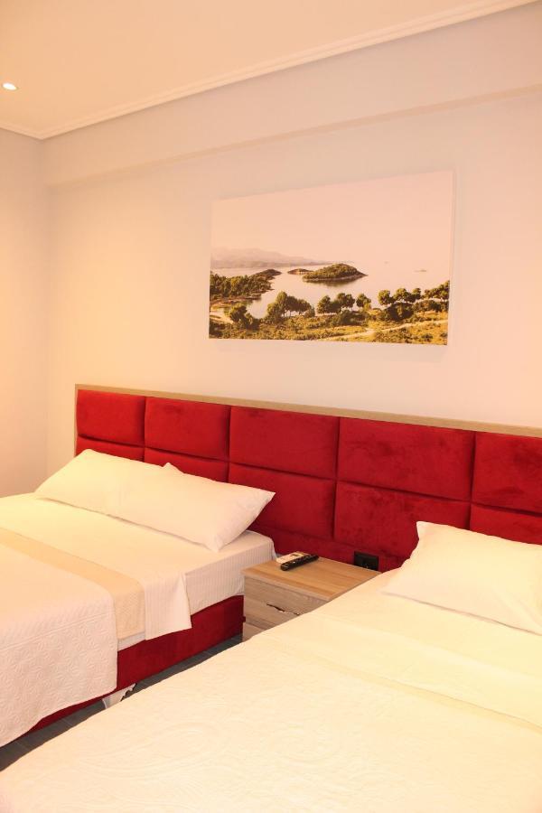 Bebi Hotel And Apartments Saranda Dış mekan fotoğraf