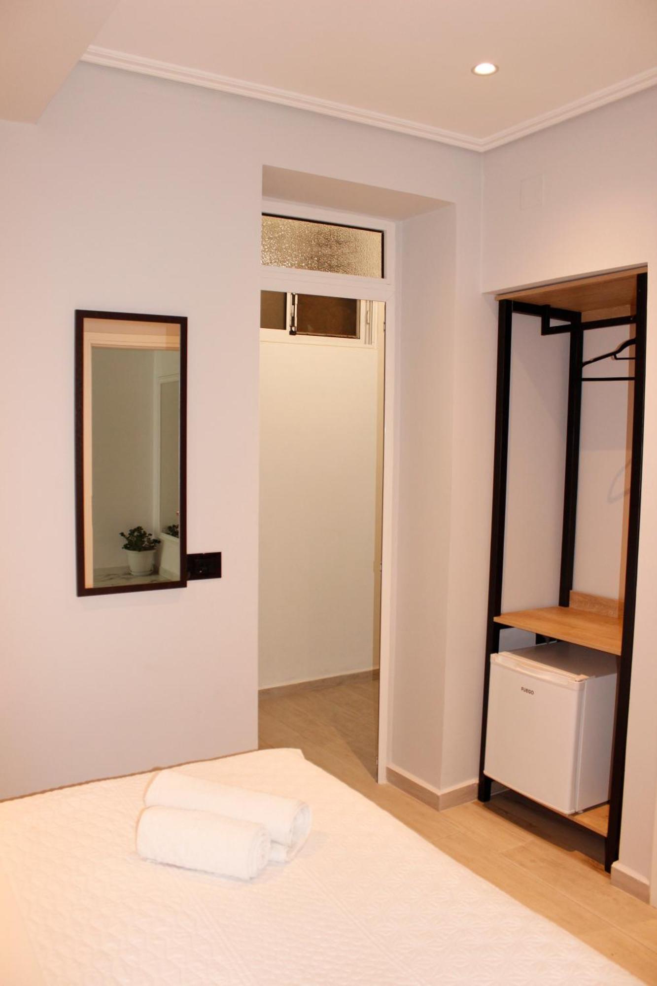 Bebi Hotel And Apartments Saranda Dış mekan fotoğraf