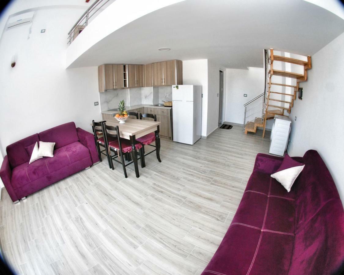 Bebi Hotel And Apartments Saranda Dış mekan fotoğraf